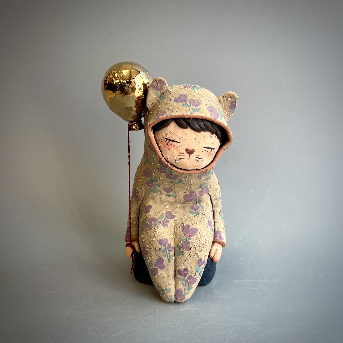 Kim Jee Suk
Friends

2025
Molding clay, 1250°C, Oxidation
10.6x5.5x5.1inch